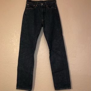 Vintage Levi’s 501s high-rise from UK EUC dark indigo blue 31x34 (size 4-6)